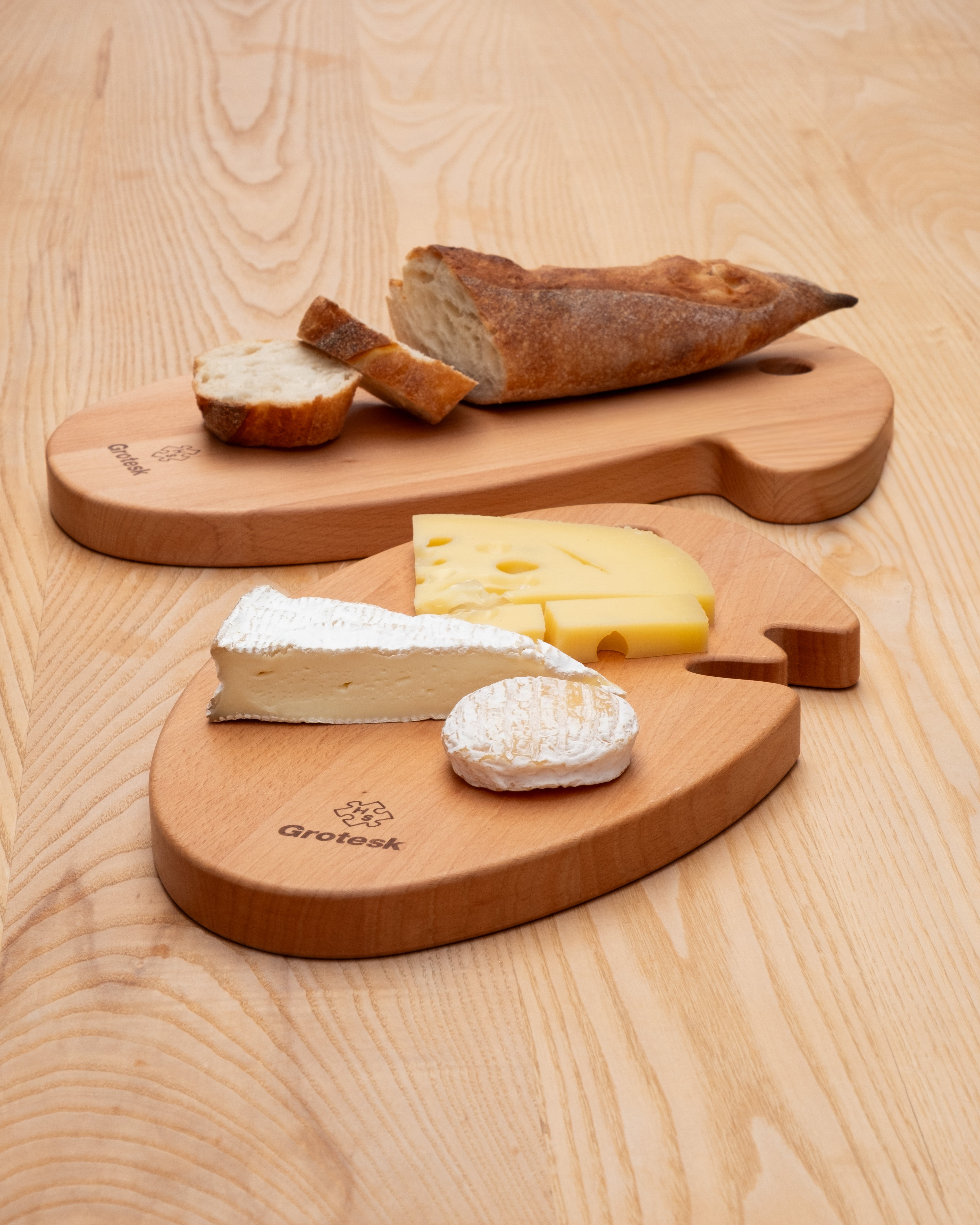Grotesk 'CHEESE HEAD' Cutting board - AOC - 03